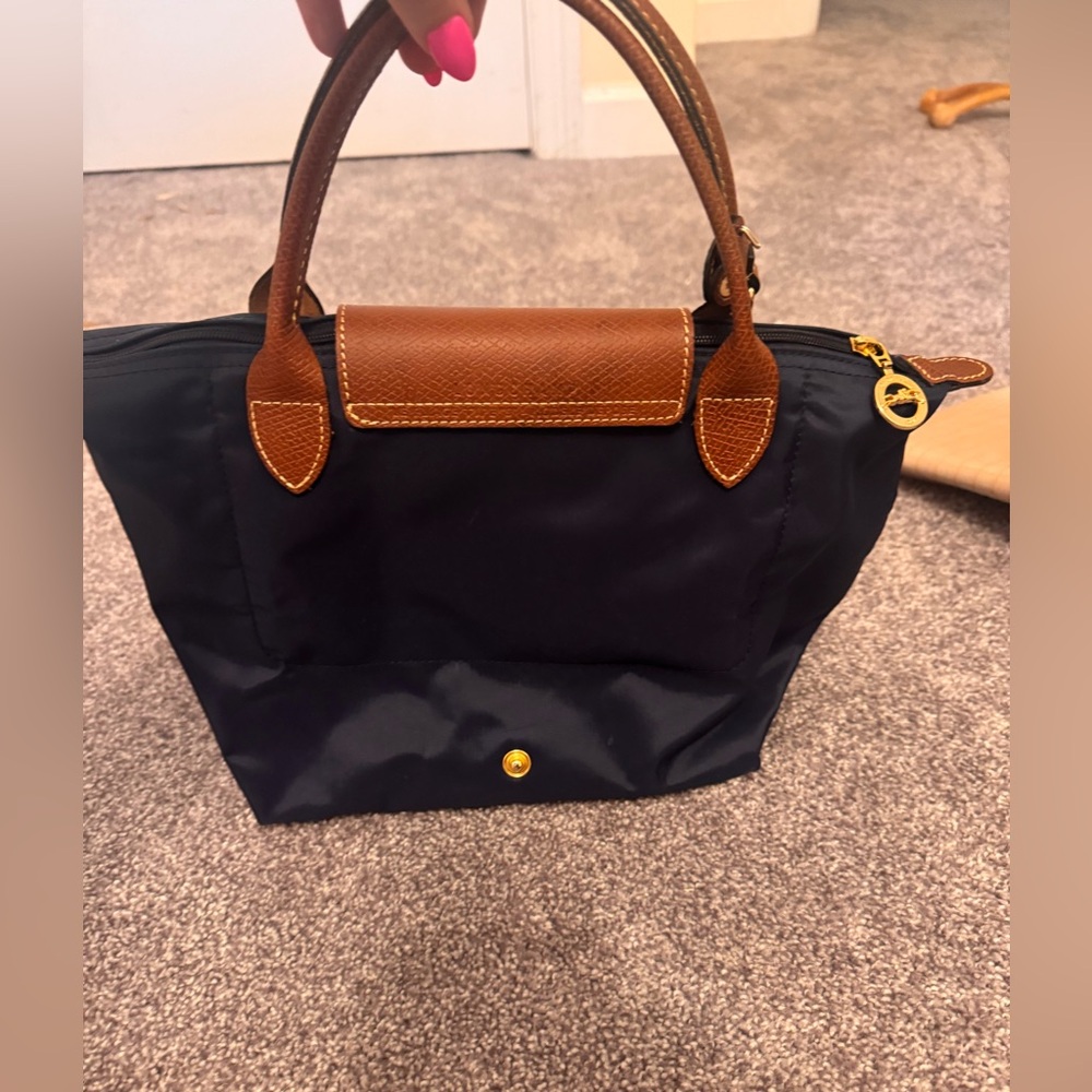 Longchamp- small - Picture 2 of 3